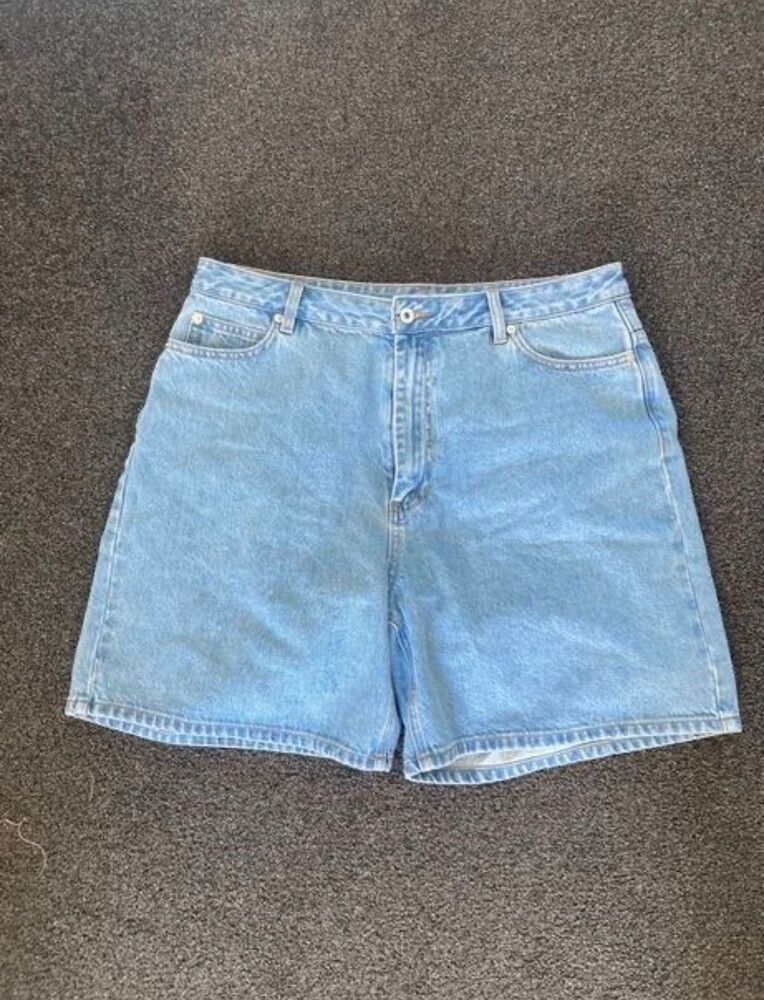 RUBY Solar Relaxed Short Denim size 16