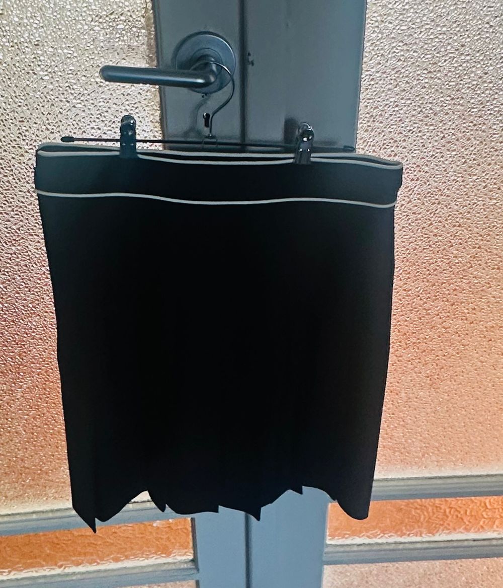Gucci Black Pleated Skirt