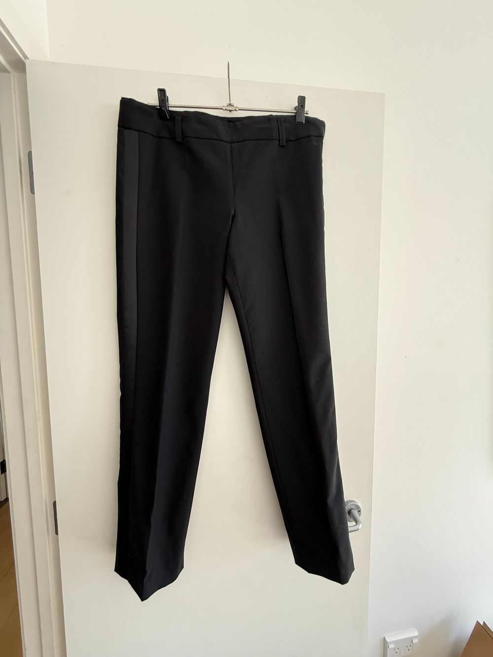 Fully lined wool dress pant