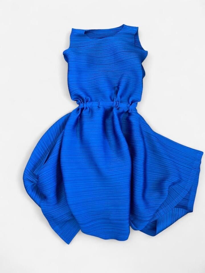 Issey Miyake Pleats Please AW 2021 Asymetric elasticised pleated dress BNWT