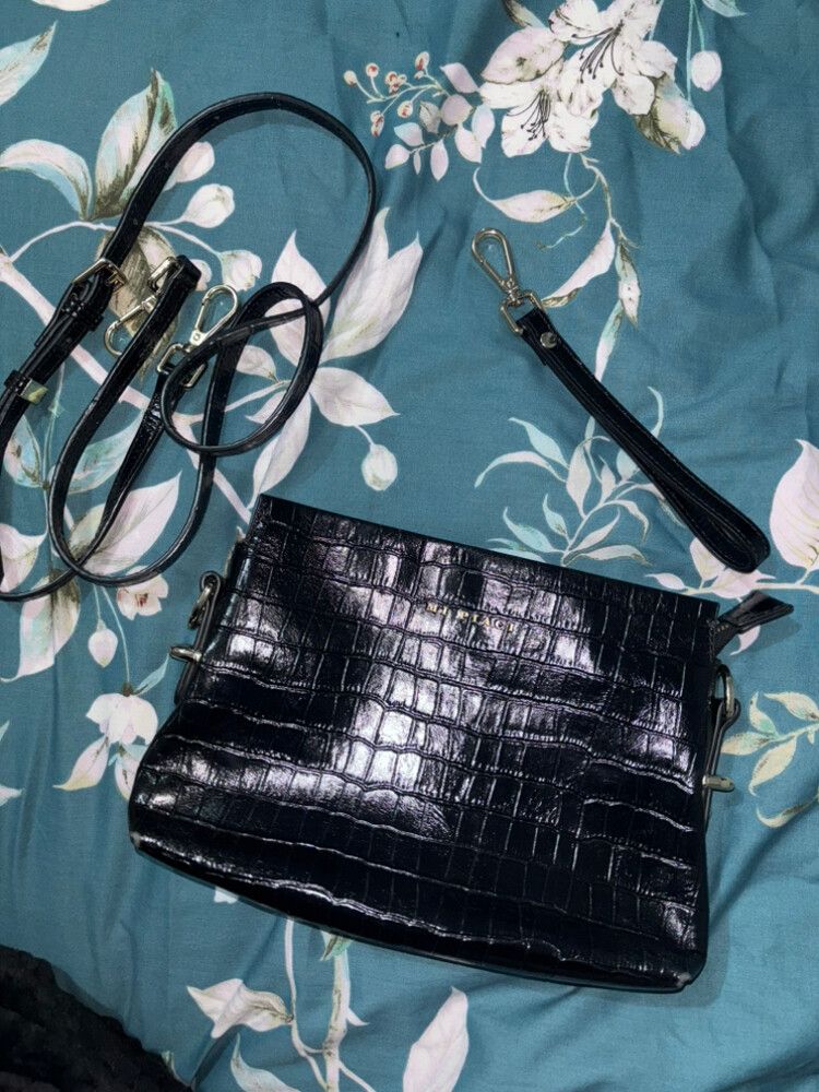 black croc crossbody/wrislet mi piaci bag
