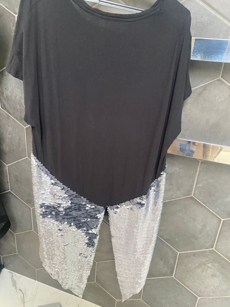Sass & Bide Black T shirt with Sequinned Back Size m