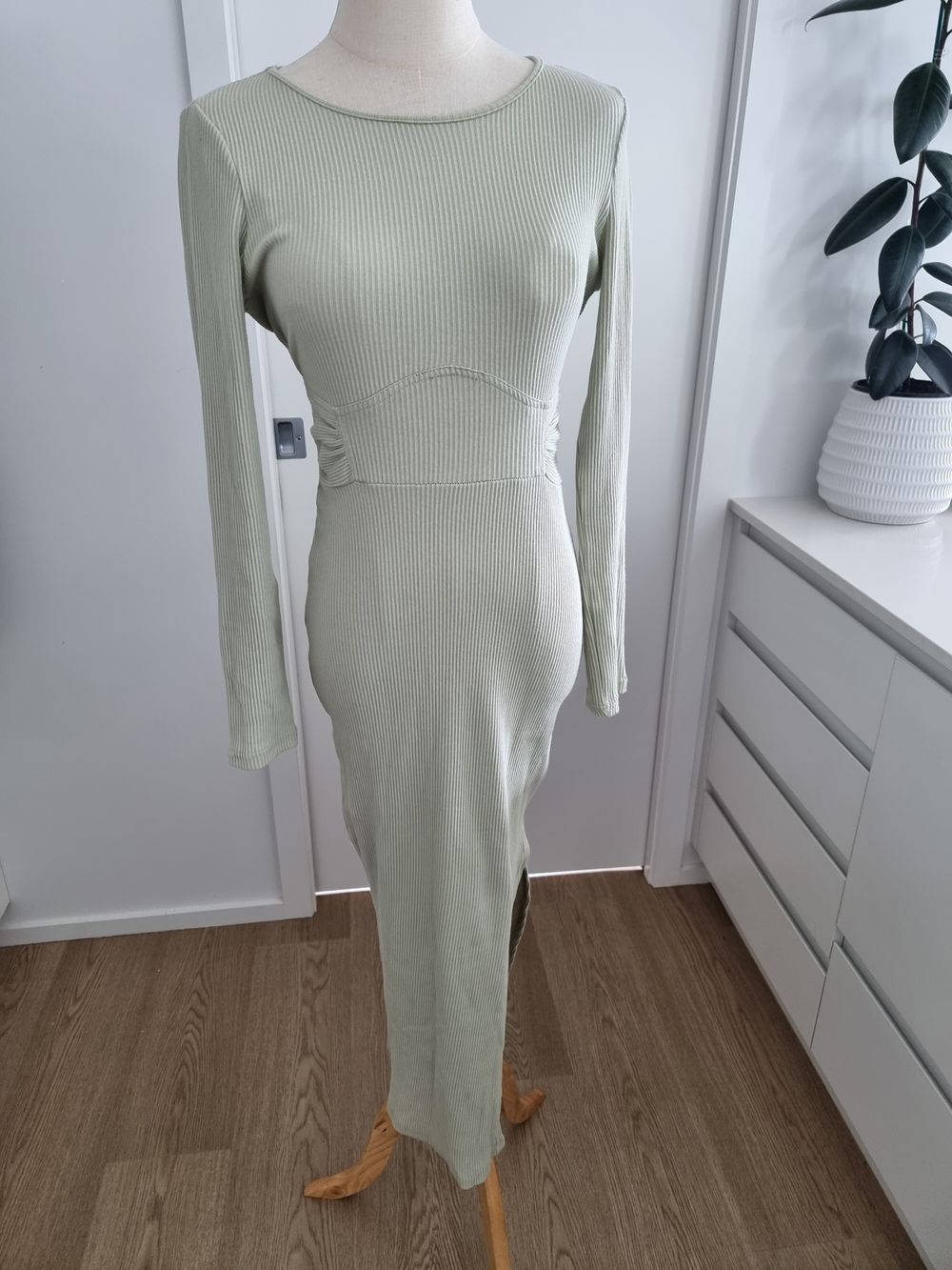 Petal & Pup Green Midi Dress