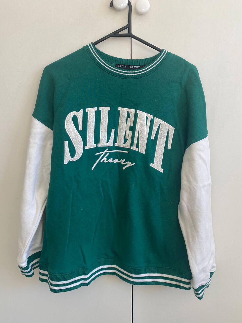 Silent Theory Green Sweatshirt
