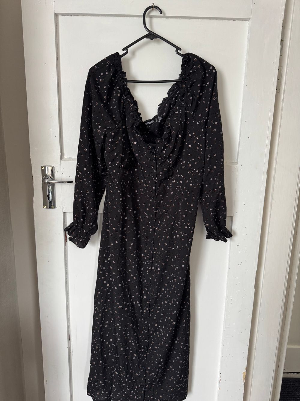 Missguided - Maxi long sleeve dress on Designer Wardrobe