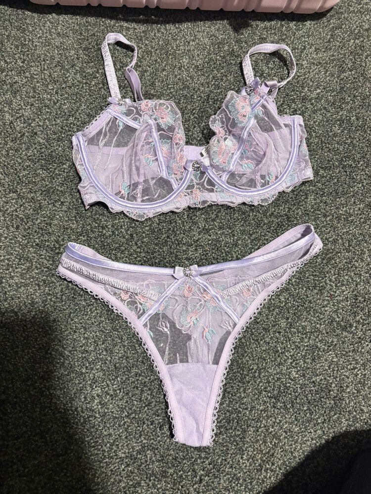 Bras N Things Purple Floral Lace Bra Set