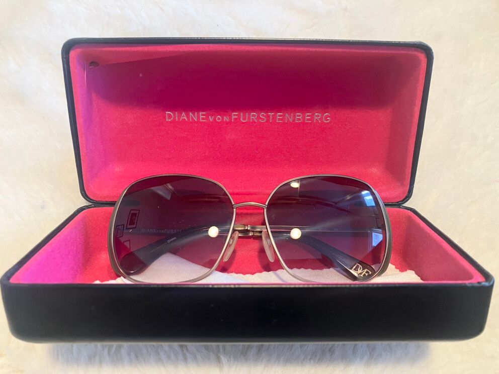 Diane Von Furstenberg women’s Sunglasses