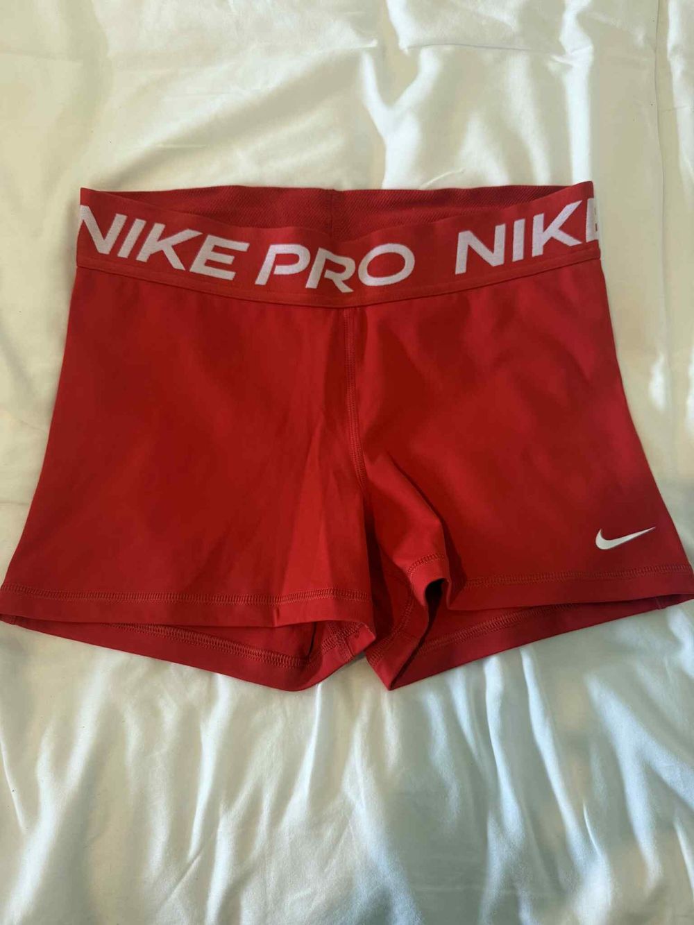 Nike Pro Shorts 3inch - Red