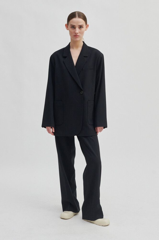 Second Female Evien New Blazer