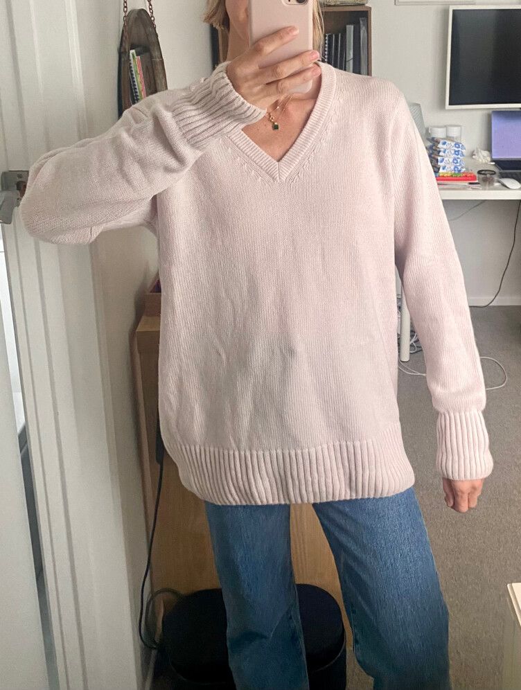 Juliette Hogan Cashmere V-neck Jumper