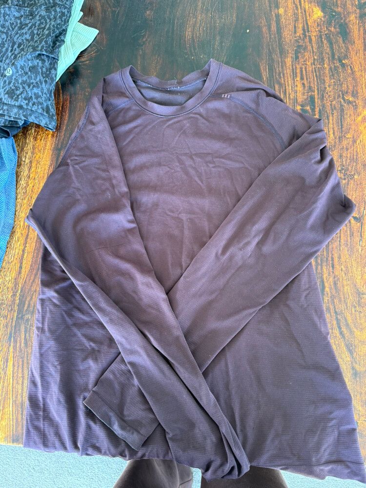lululemon long sleeve top
