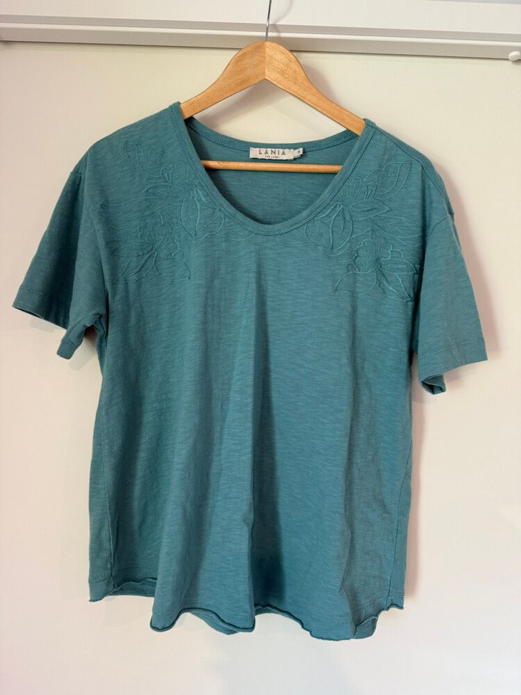 Lania Tshirt