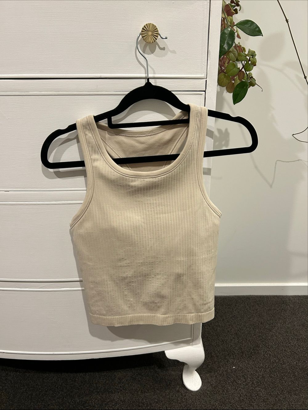 Lululemon Ebb to Street Cropped Tank