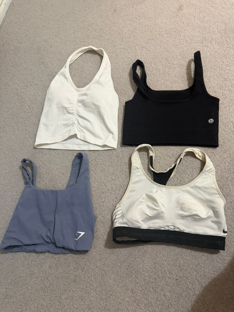 Workout tops/sport bras