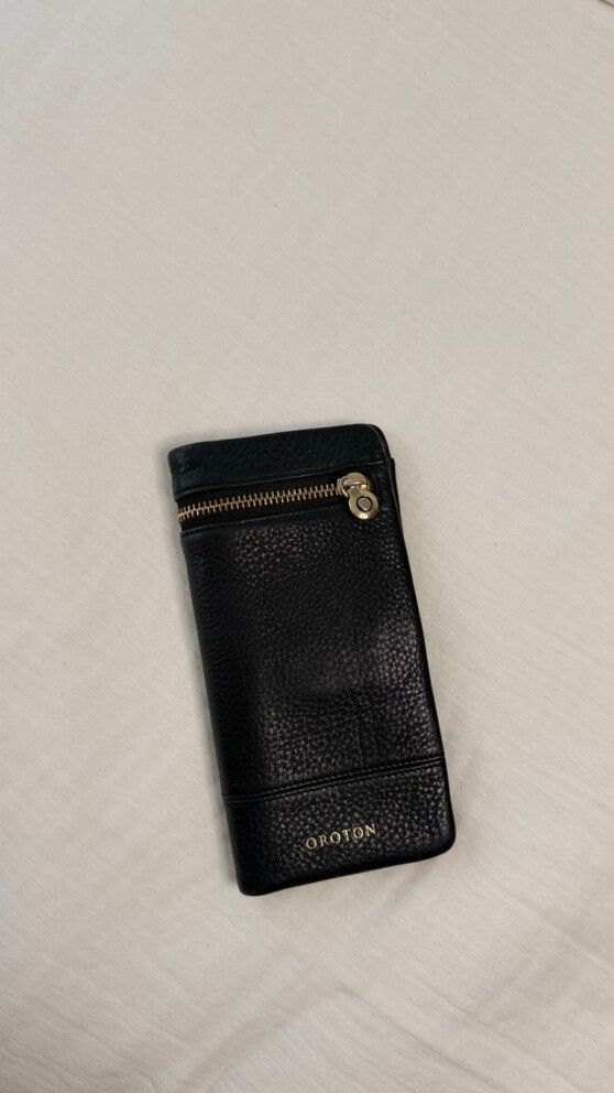 Oroton Black Wallet