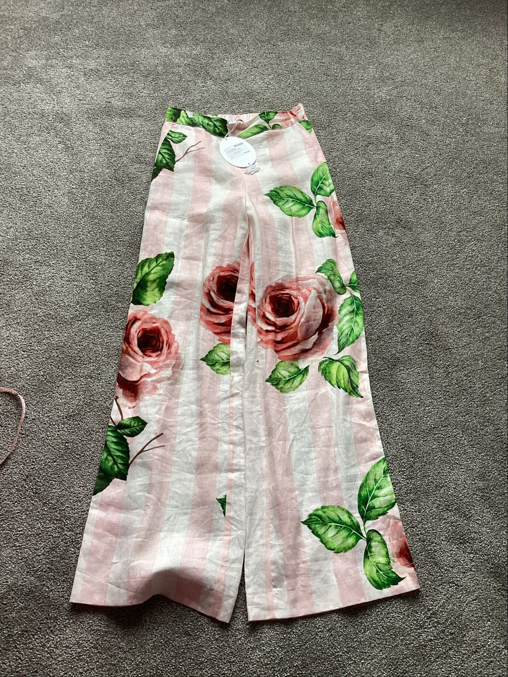 Trelise cooper  on the prowl floral trousers new with tag