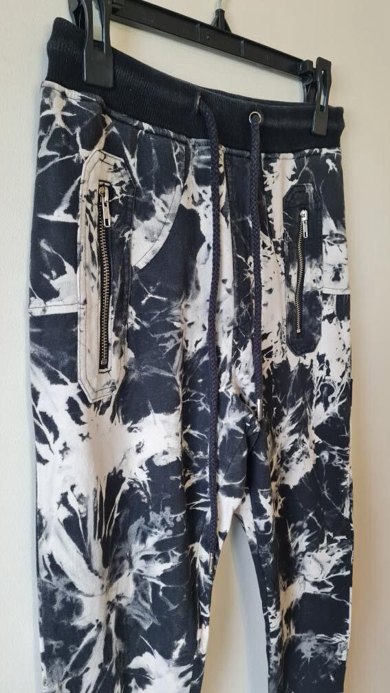 Federation trackpants
