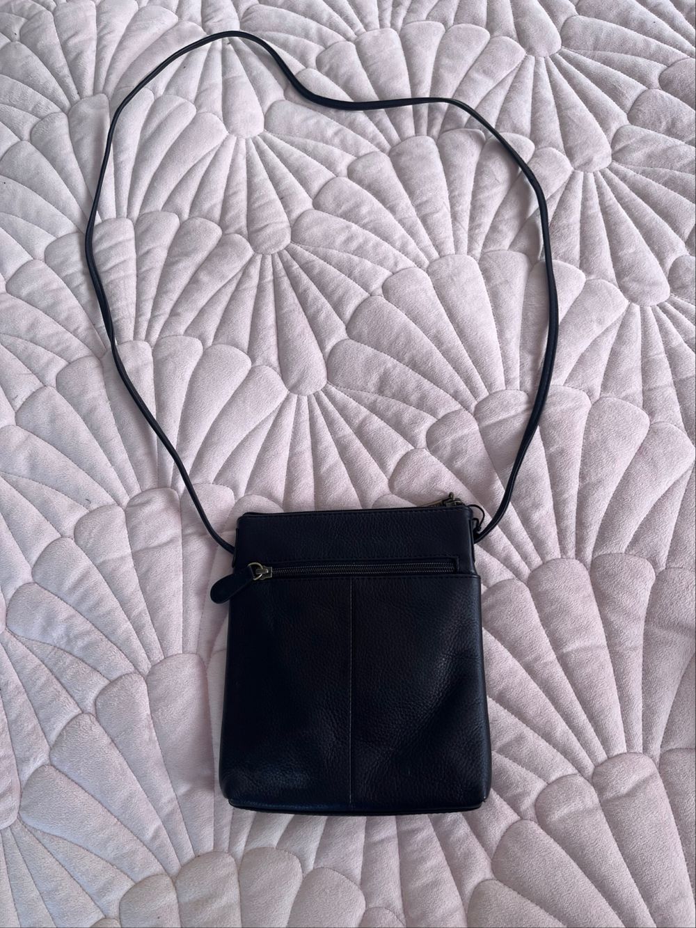 Colorado Black Leather Crossbody Bag