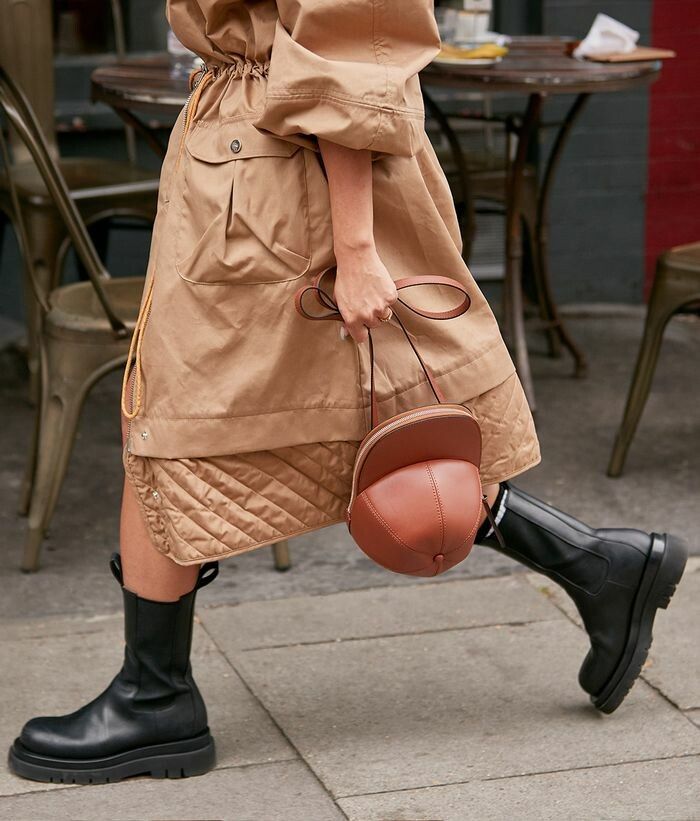 BOTTEGA VENETA LUG BOOT 39 Bottega Veneta Lug Chelsea boots/black