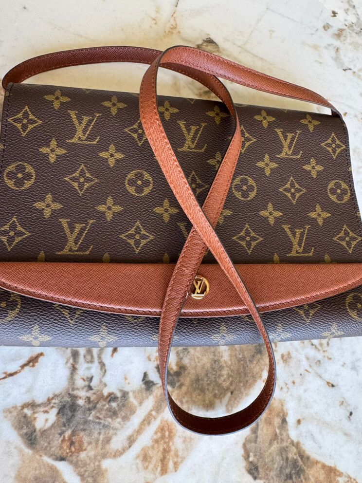 Authentic LV Bordeaux
