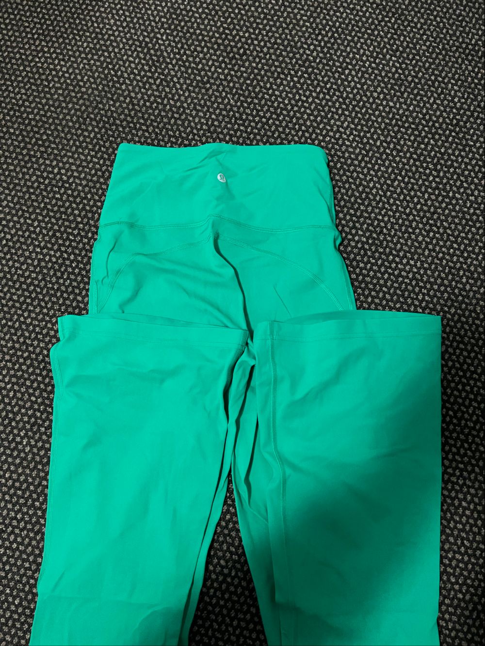 Lululemon Groove