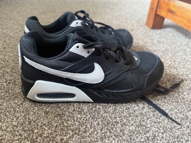 Nike Air Ivo size 36.5