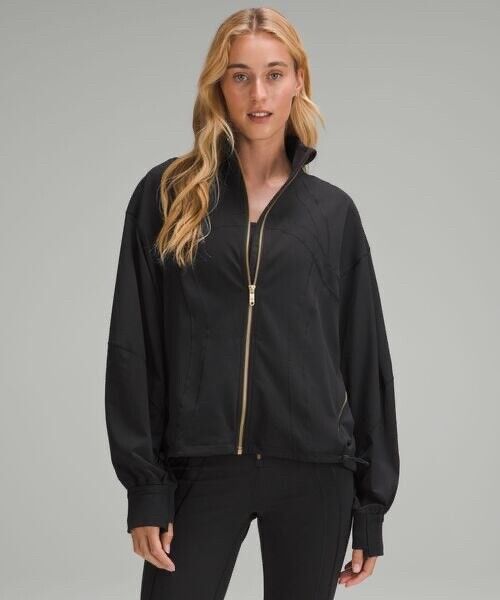 Black oversized Lululemon define jacket