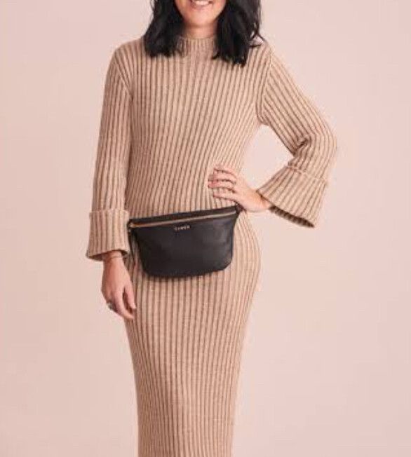 Nice Martin - Nice Martin Knit Dress on Designer Wardrobe Nice Martin - Nice Martin Knit Dress on Designer Wardrobe