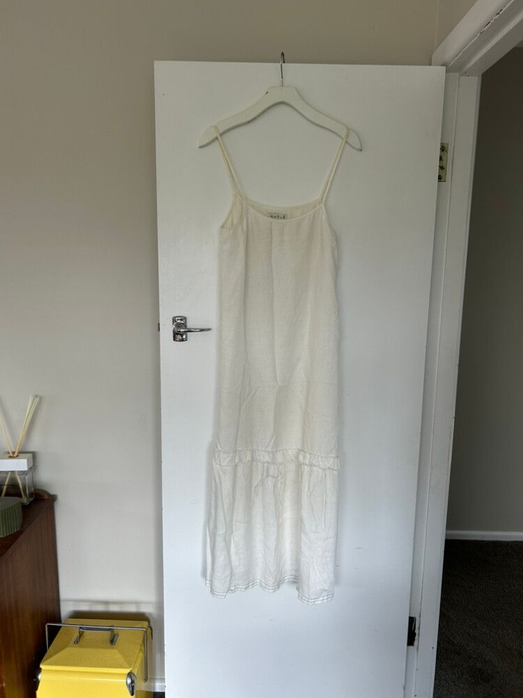 Marle - Marle Linen Midi dress on Designer Wardrobe