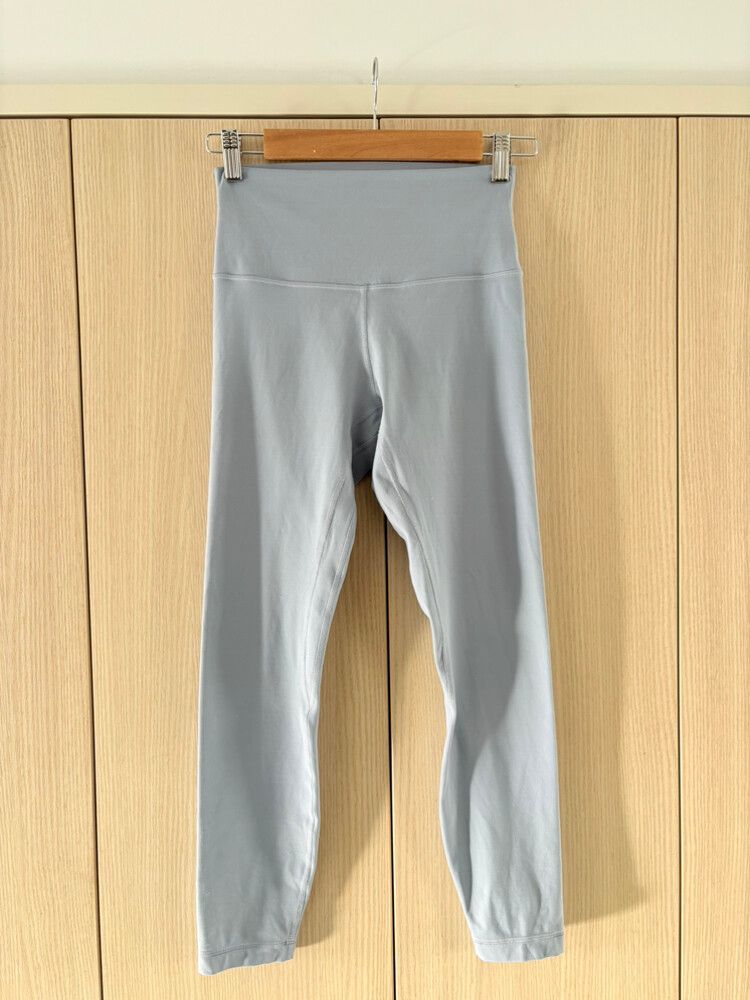 Lululemon Powder Blue align leggings
