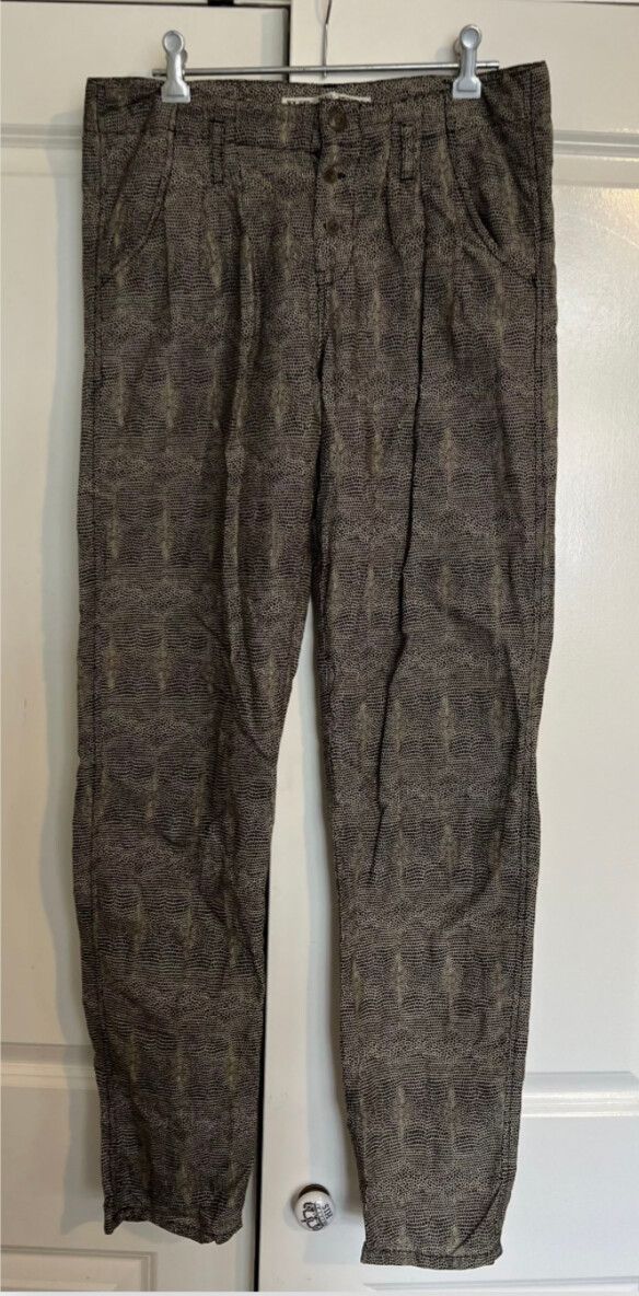 Snakeskin Print Pants. Size 8