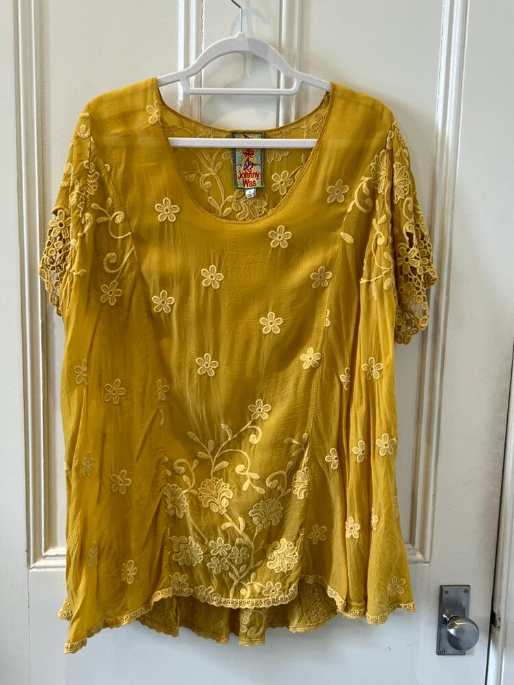 johnny was yellow top