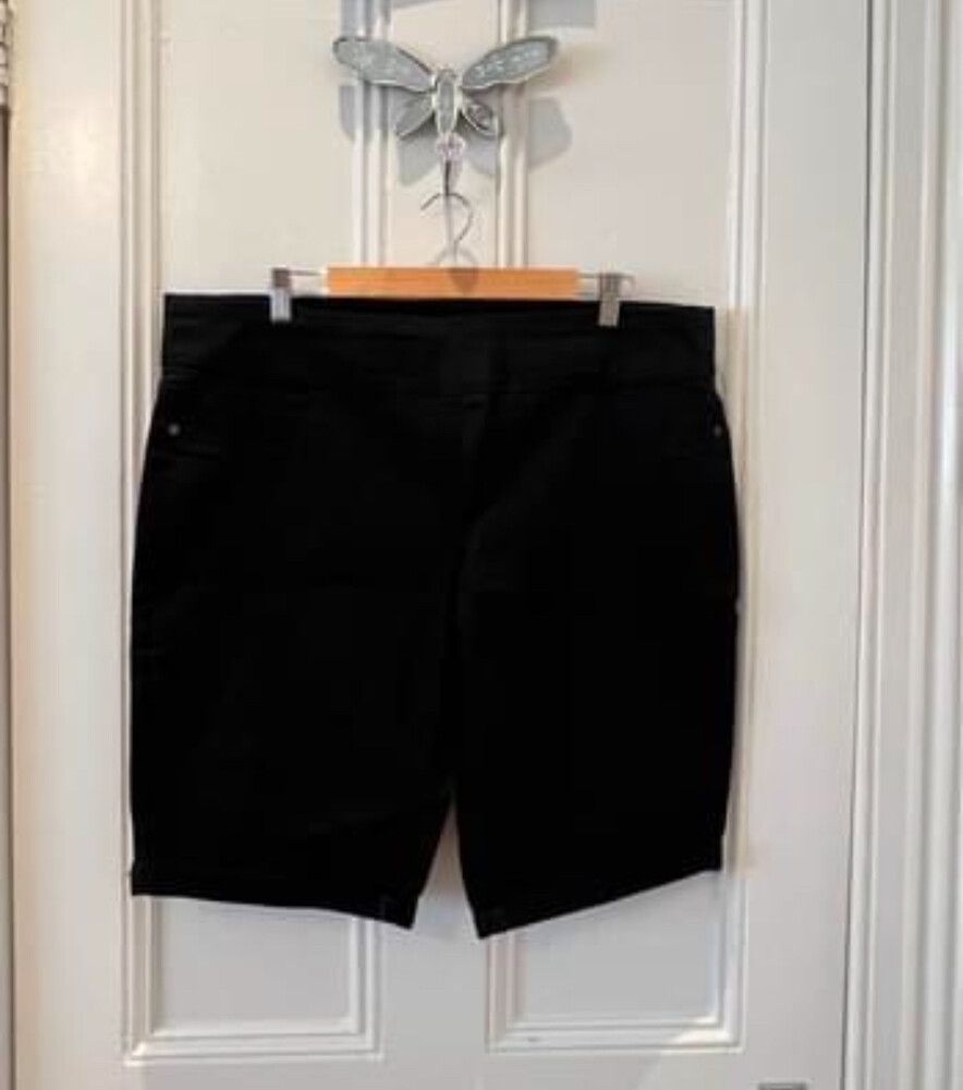 KATIES BLACK STRETCH DENIM SHORTS, SIZE 18