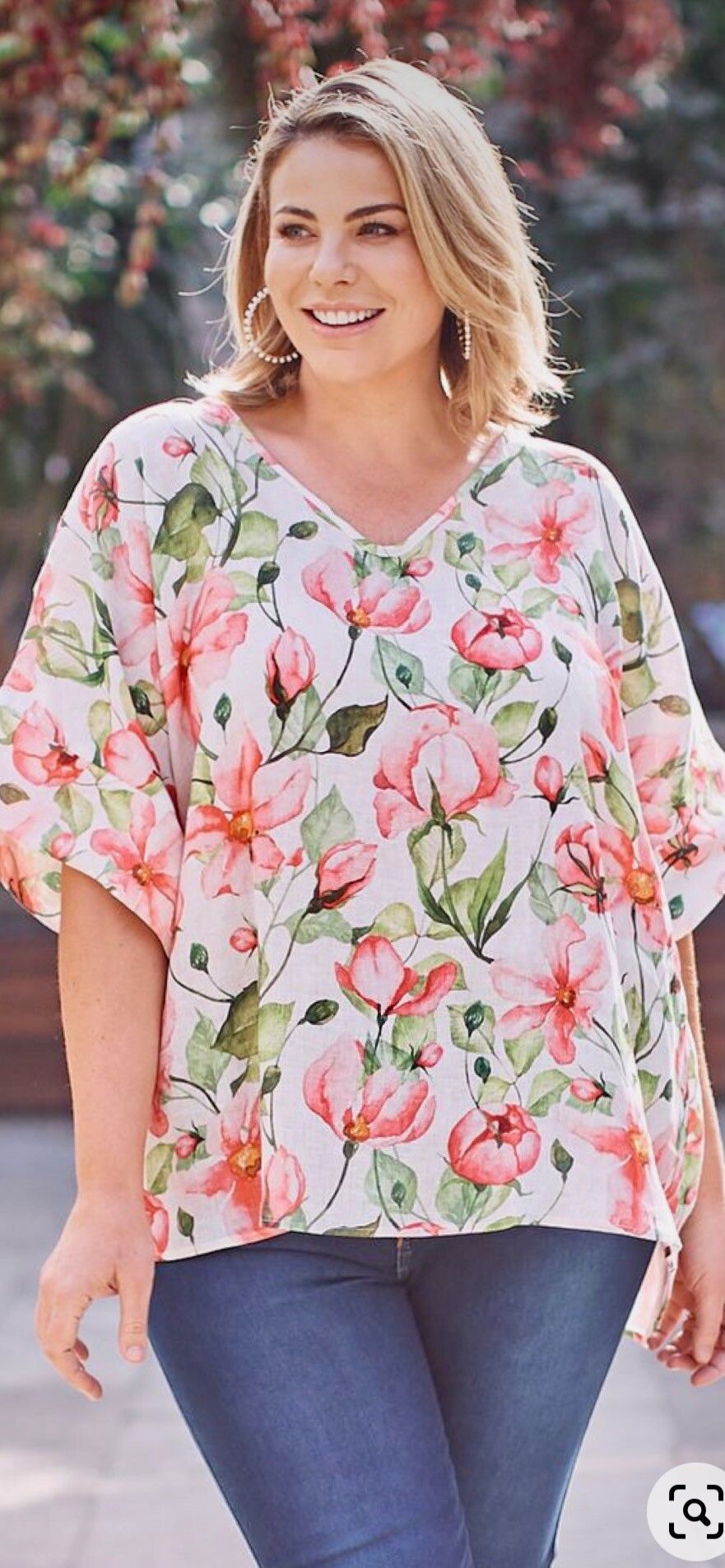 Carolina Pink Floral Linen V neck Top, size M/L