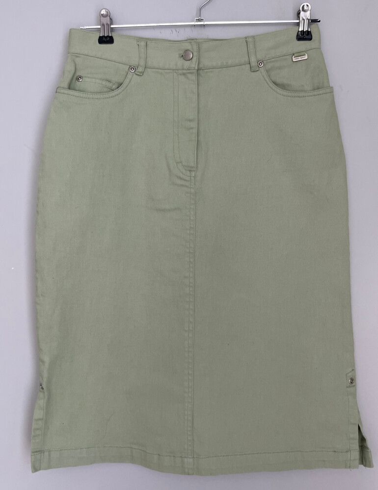 Aero Green Skirt