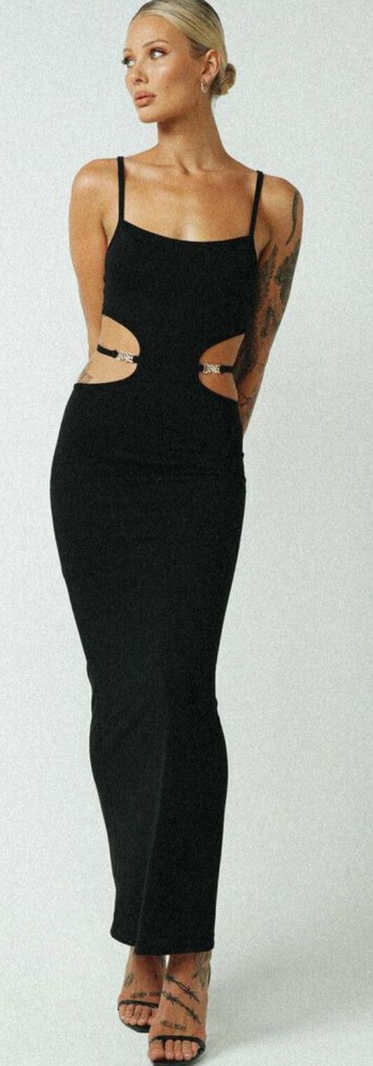 JAGGER & STONE Black Kendal Maxi Dress