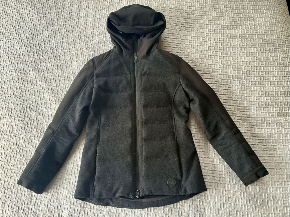Swanndri Black Quilted Hooded Jacket