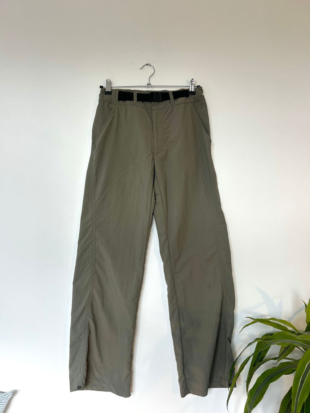 2000s Kathmandu Hiking Pants