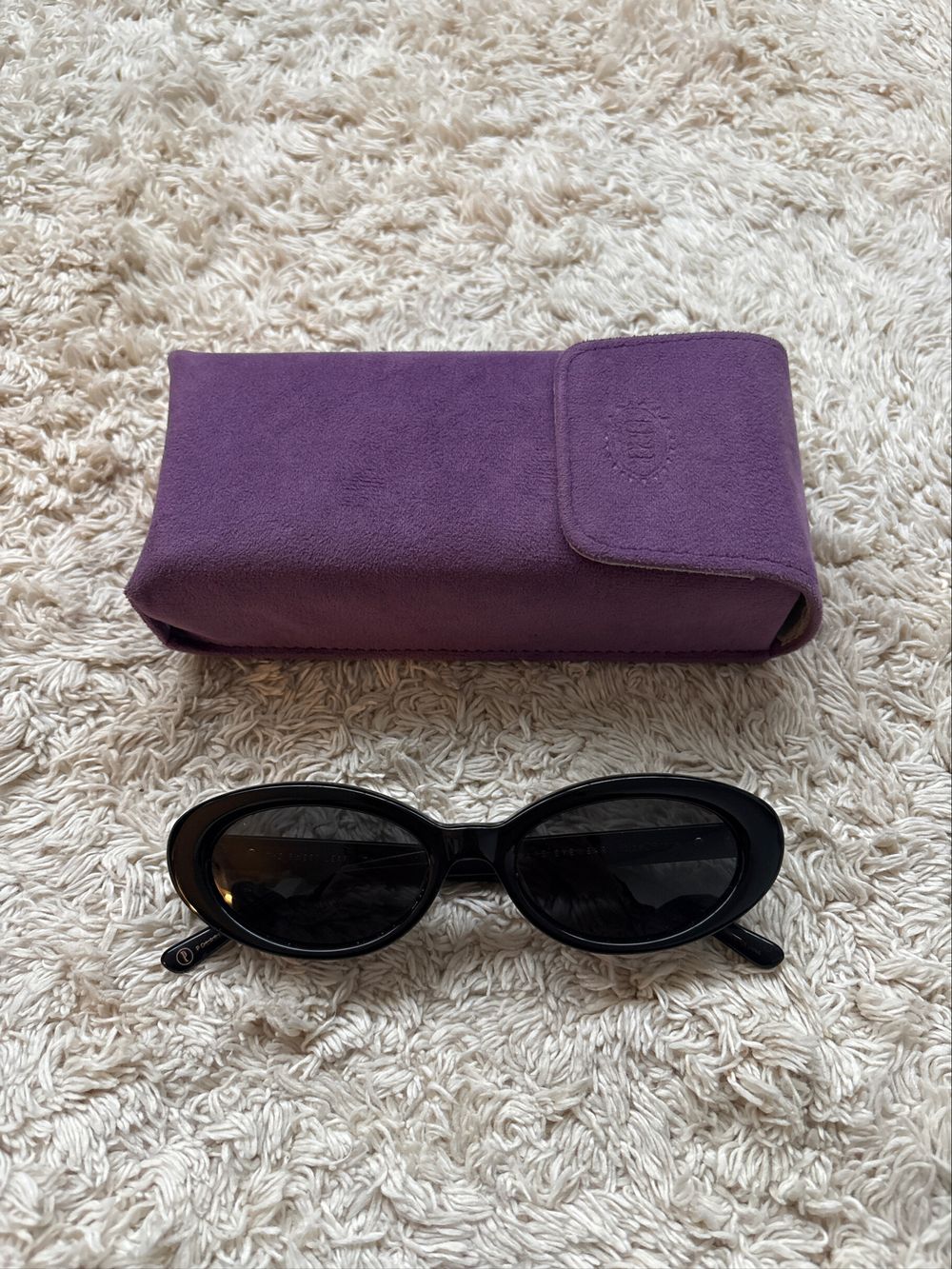The Sweet Leaf Black 90s Sunglasses
