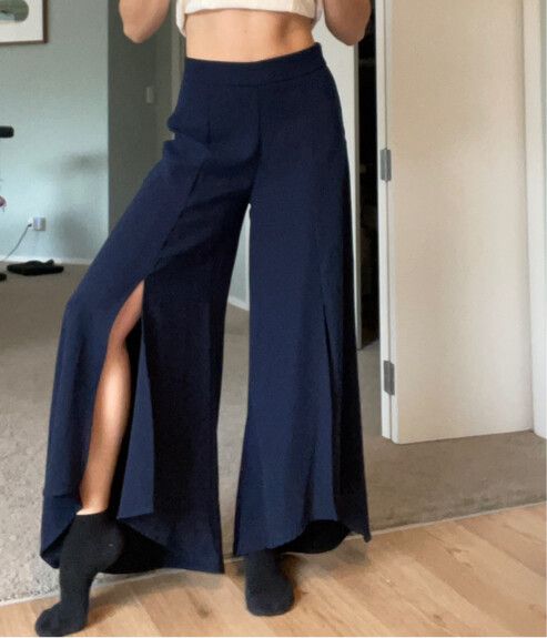 Pagani - Flowy Navy Dress Pants on Designer Wardrobe