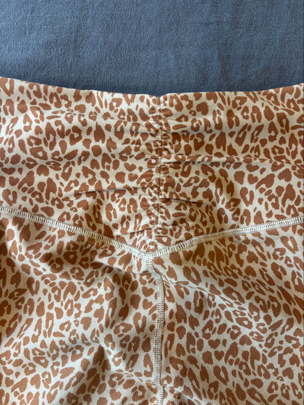 Lorna Jane Leopard Print Leggings