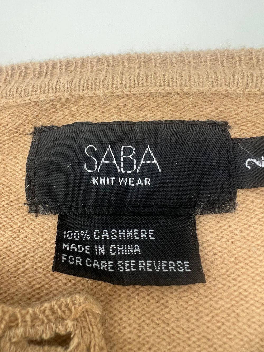 100% Cashmere cardigan Saba size 2