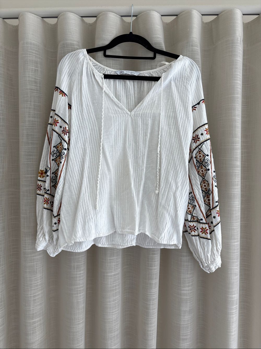 Zara White Embroidered Linen Top