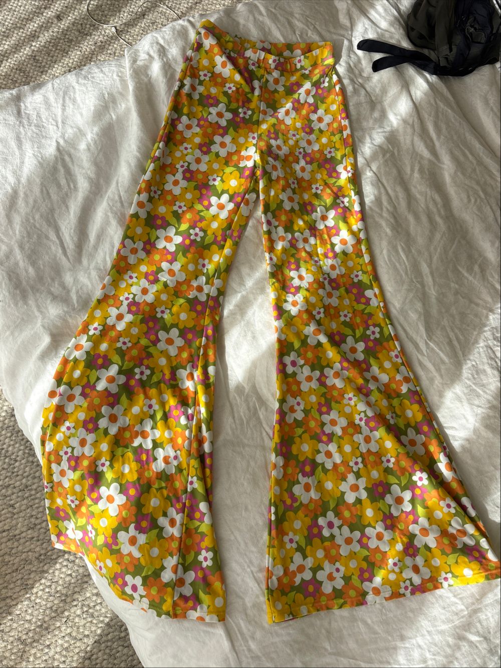 stretchy flares