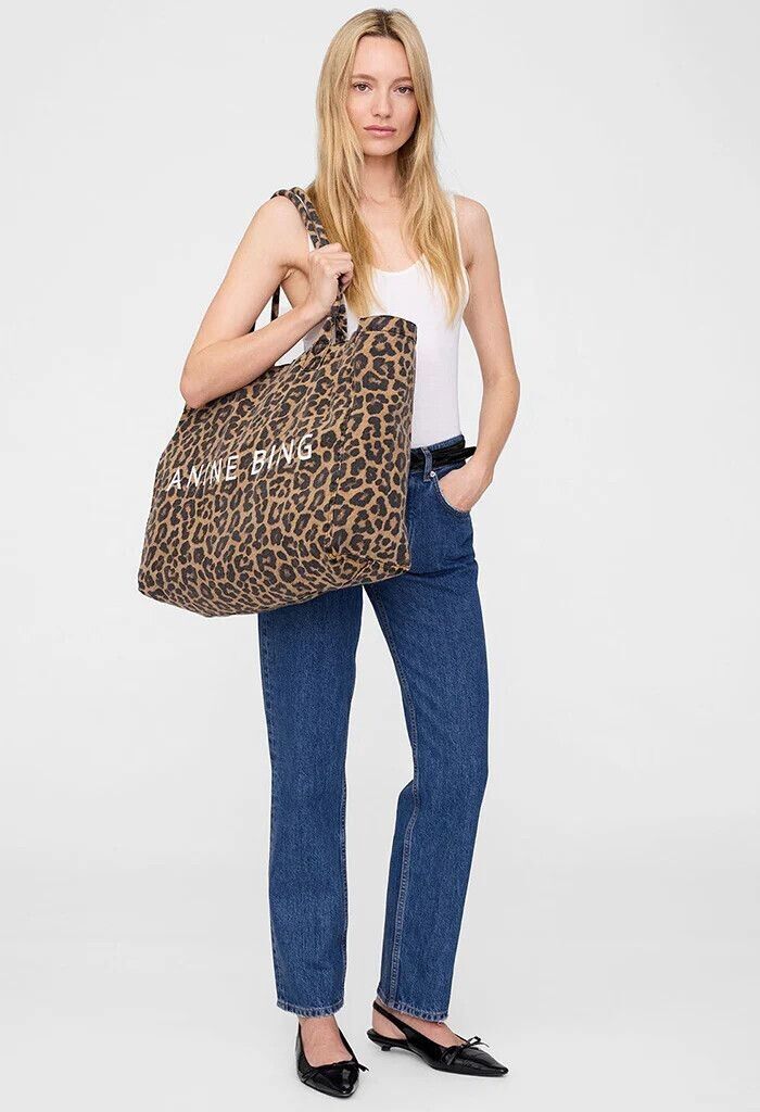 Leo Canvas Tote