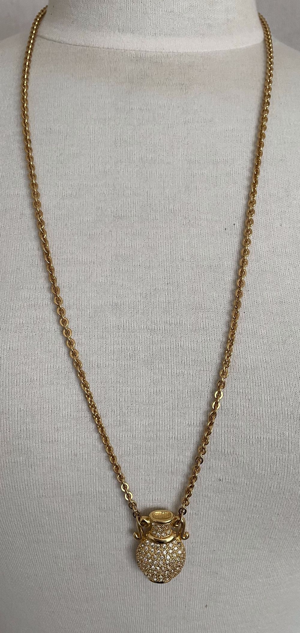Vintage Signed NAPIER Pave Rhinestone Urn Necklace