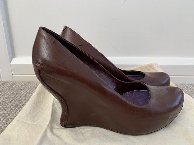 Alexander McQueen Curved Heel Wedge Pumps 41