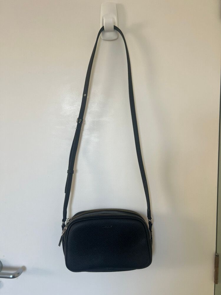 Matt & Nat Black Crossbody Bag