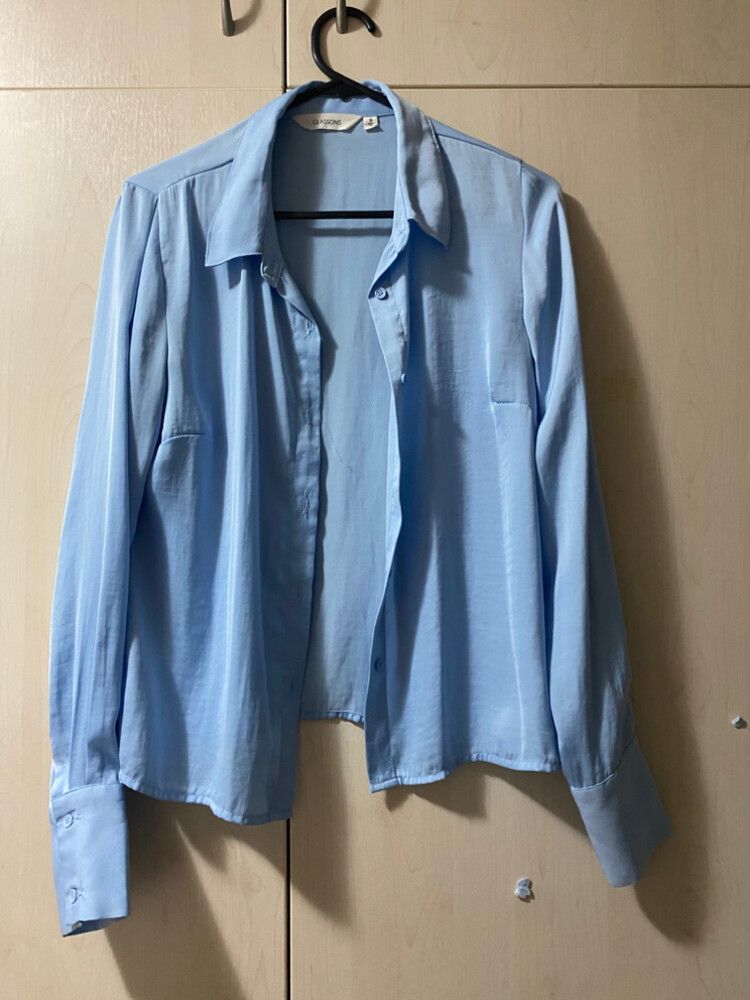 Glassons blue long sleeve silk shirt