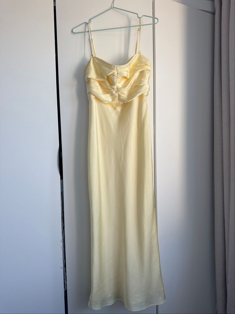 open back yellow prom dress Deep V-Neck Tight Long Prom Dress with Shoulder Ties White / Large